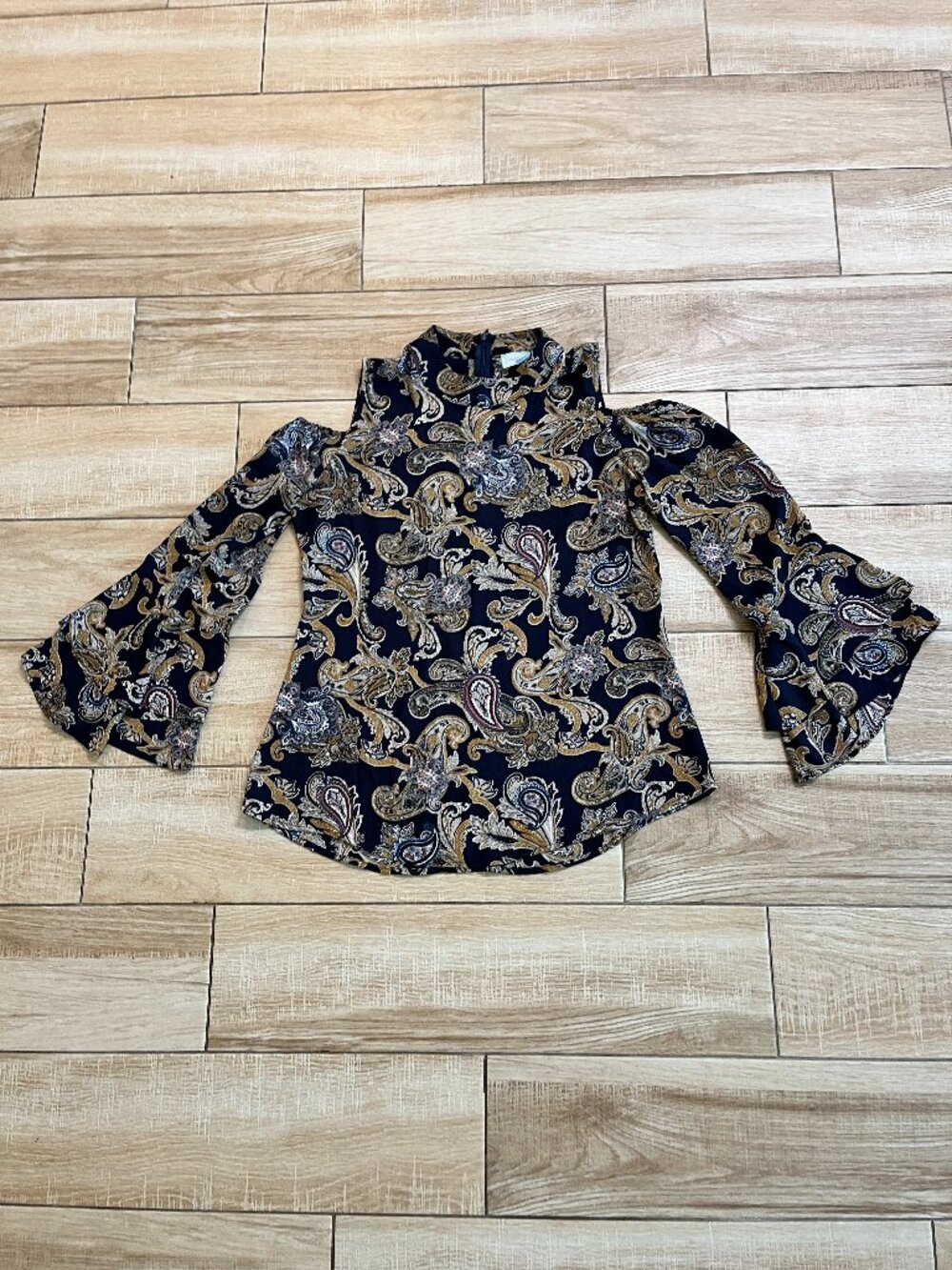 Womens Veronica M Blue Paisley Print Open Shoulder Blouse - XS